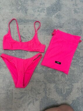 triangl swimwear Neon Pink Textured Bikini Set with Pouch